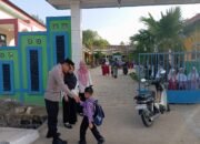 Pastikan Kelancaran Arus Lalu Lintas Di Pagi Hari, Kapolres Bangka Barat Laksanakan Strong Point