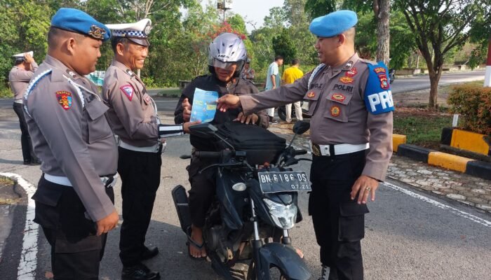 Ops Zebra Menumbing 2024, Pemeriksaan Kelengkapan Surat dan Kelengkapan Kendaraan terhadap Personil Polres Bangka Barat