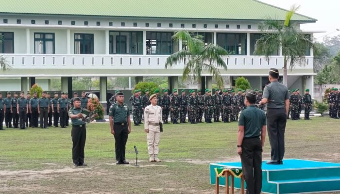Danrem 045/Gaya Bacakan Isi Amanat KASAD,Pada Upacara 17-an Bulan November.
